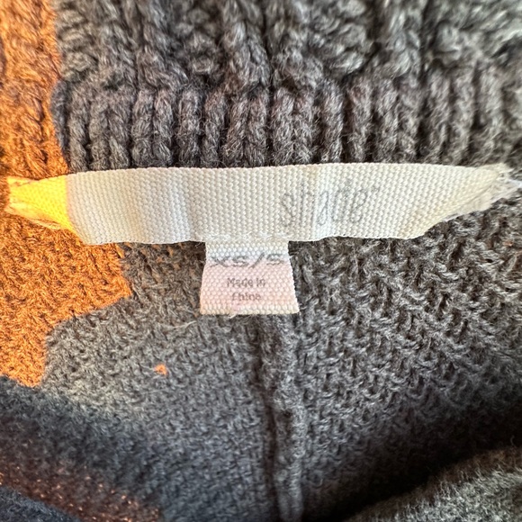 Chic Charcoal Button-Up Women's Poncho - Picture 7 of 9